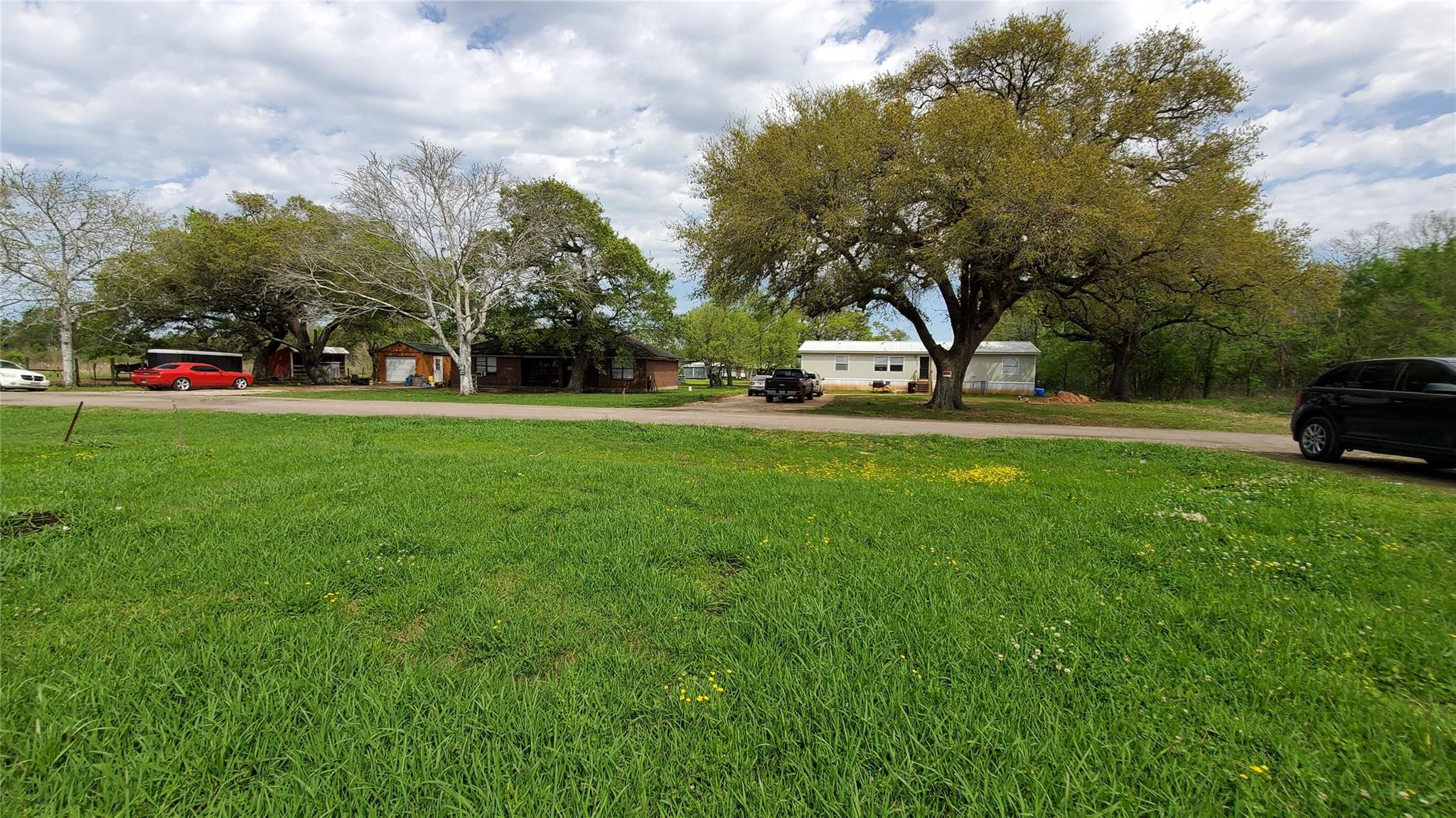 191 Country Oaks Street