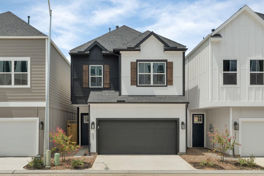 Photo of 5815 Highland Sun Lane, Houston, TX 77091 (MLS # 87445087)