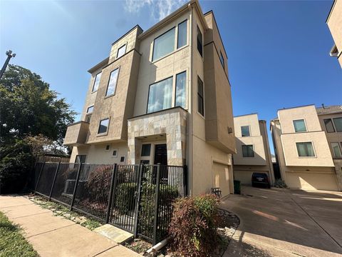 Photo of 1205 Birdsall Street, Houston, TX 77007 (MLS # 72792167) Photo of 1205 Birdsall Street, Houston, TX 77007 (MLS # 72792167)