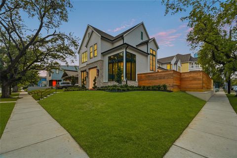 Photo of 1001 E 7th 1/2 Street, Houston, TX 77009 (MLS # 19950202)