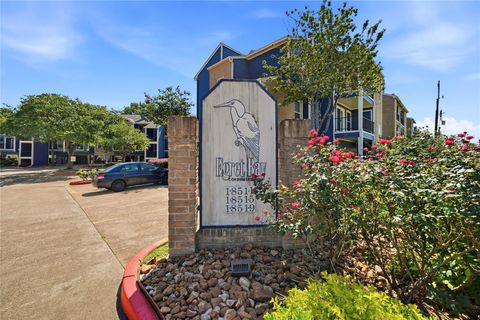 Photo of 18511 Egret Bay Boulevard #609, Webster, TX 77058 (MLS # 95455566)