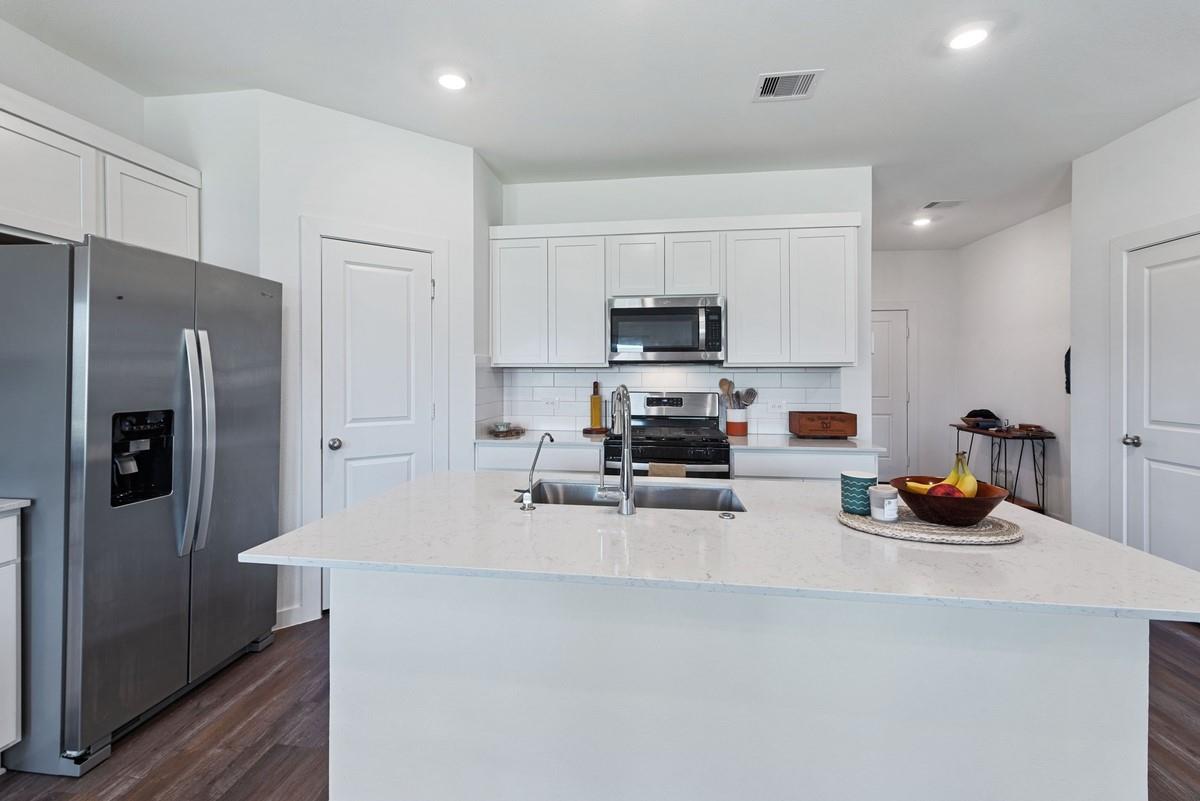 815 Devils Bridge Street