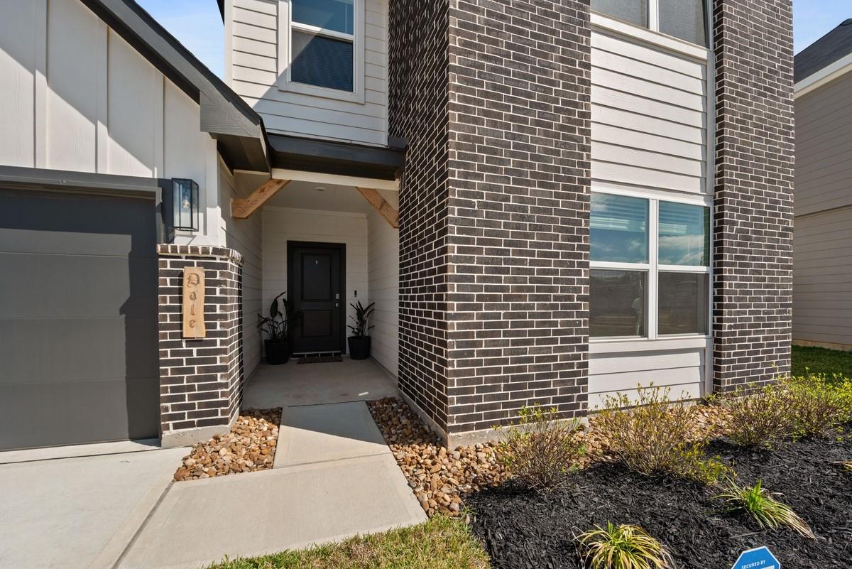 815 Devils Bridge Street