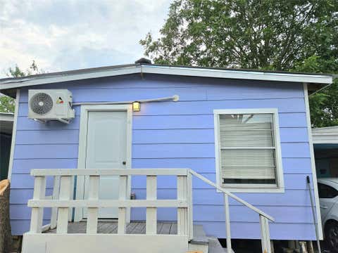 Photo of 4419 W Bayshore Drive #6, Bacliff, TX 77518 (MLS # 16497875)