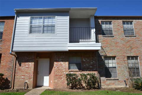 Photo of 9200 W Bellfort Avenue #79, Houston, TX 77031 (MLS # 63635633)