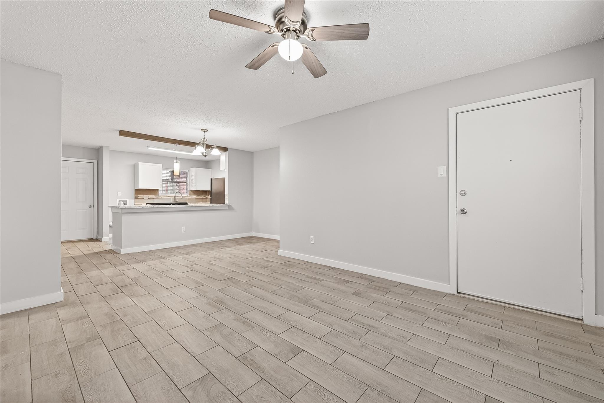 1230 Shadowdale Drive 17