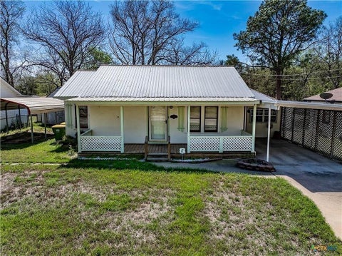 Photo of 226 Thornton Street, Gonzales, TX 78629 (MLS # 54716862)