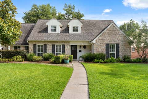 Photo of 13926 Barryknoll Lane, Houston, TX 77079 (MLS # 79810781)