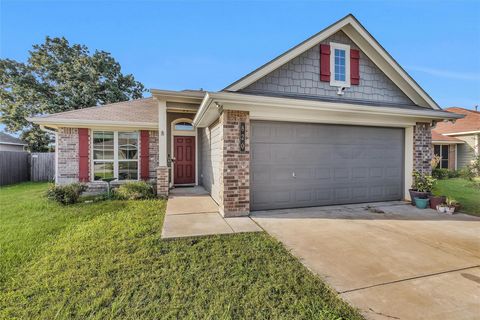 Photo of 820 Heritage Drive, Navasota, TX 77868 (MLS # 57109428)