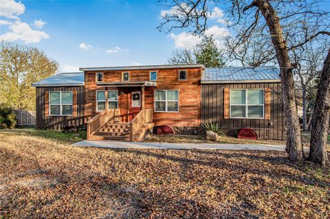 Homes For Sale - 515 Lakeview Lane<br/> Burleson County, Somerville, TX 77879