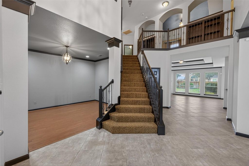 Photo of 15914 Maple Shores Dr, Houston, TX 77044 (MLS # 17091685)