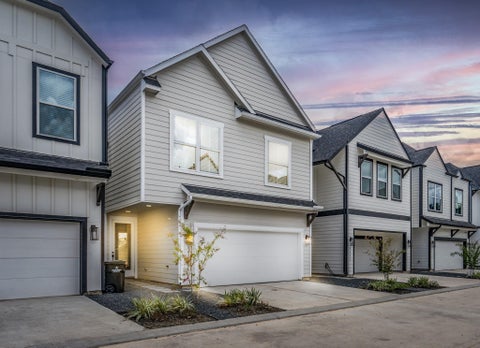 Photo of 8440 Berry Brush Ln, Houston, TX 77022 (MLS # 97817365)