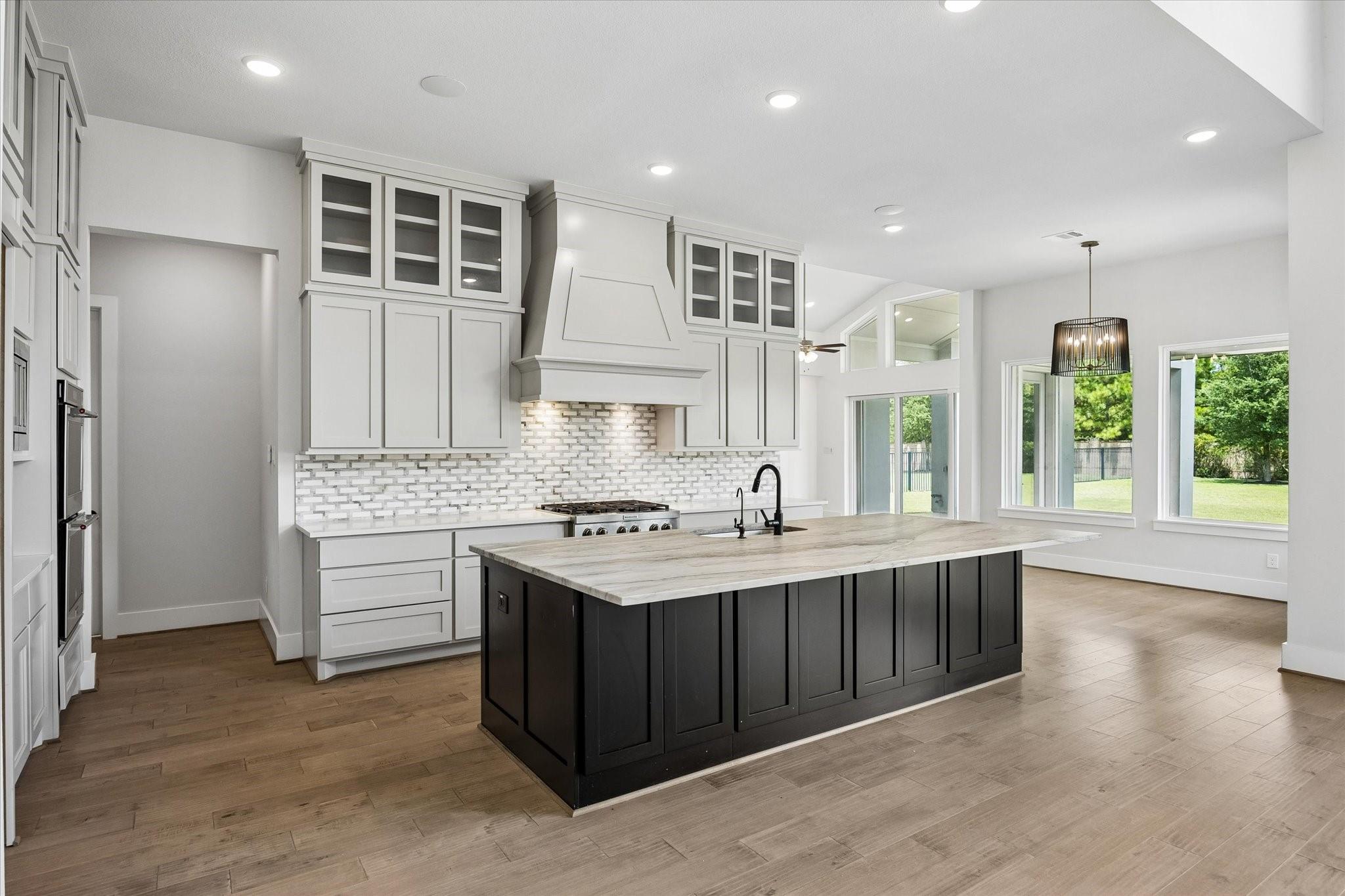 19214 Round Prairie Lane