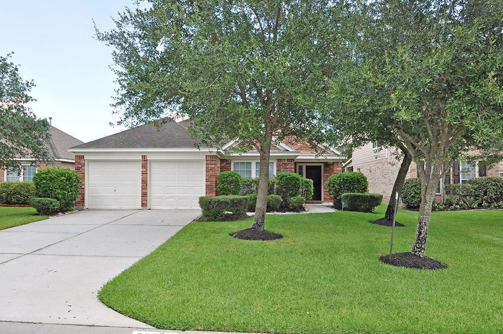 Photo of 22852 Lantern Hills Drive, Kingwood, TX 77339 (MLS # 31594698)