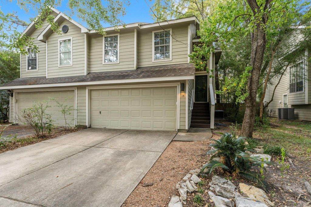Photo of 15 Timberstar Street, Spring, TX 77382 (MLS # 13650789)