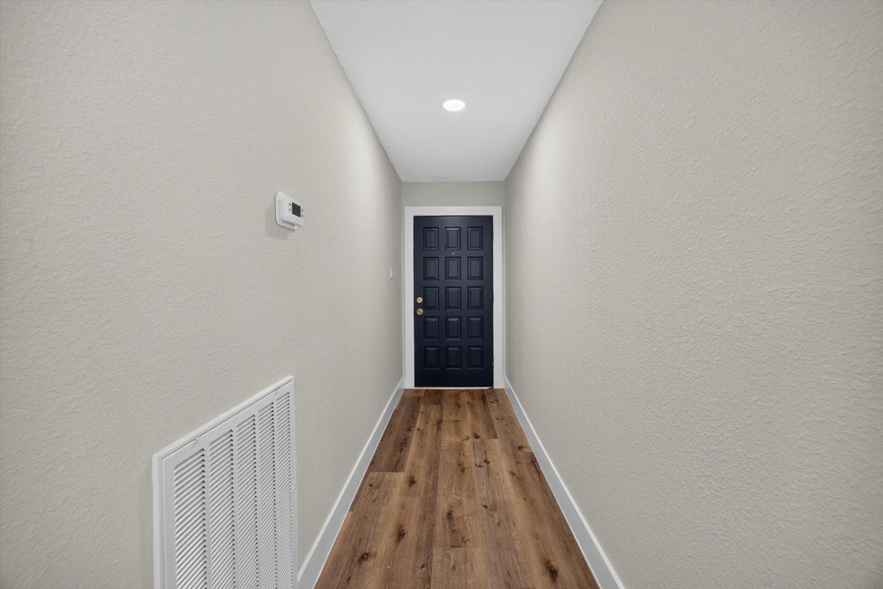 6111 Sunnygate Drive