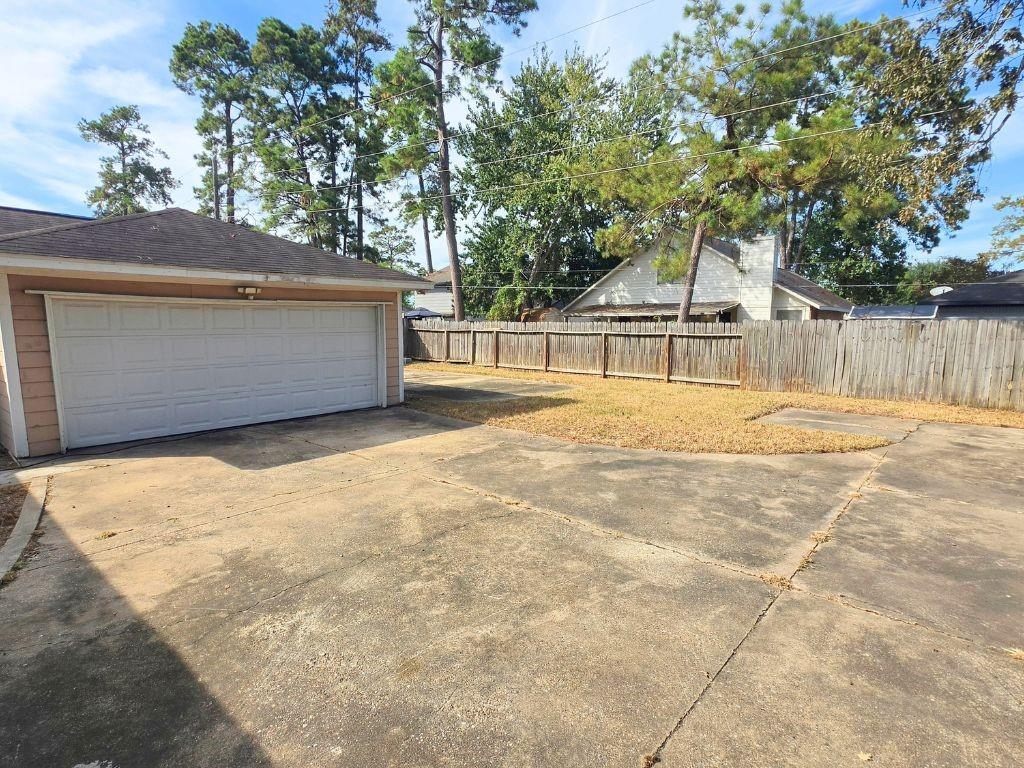 17602 Favor Bend Drive