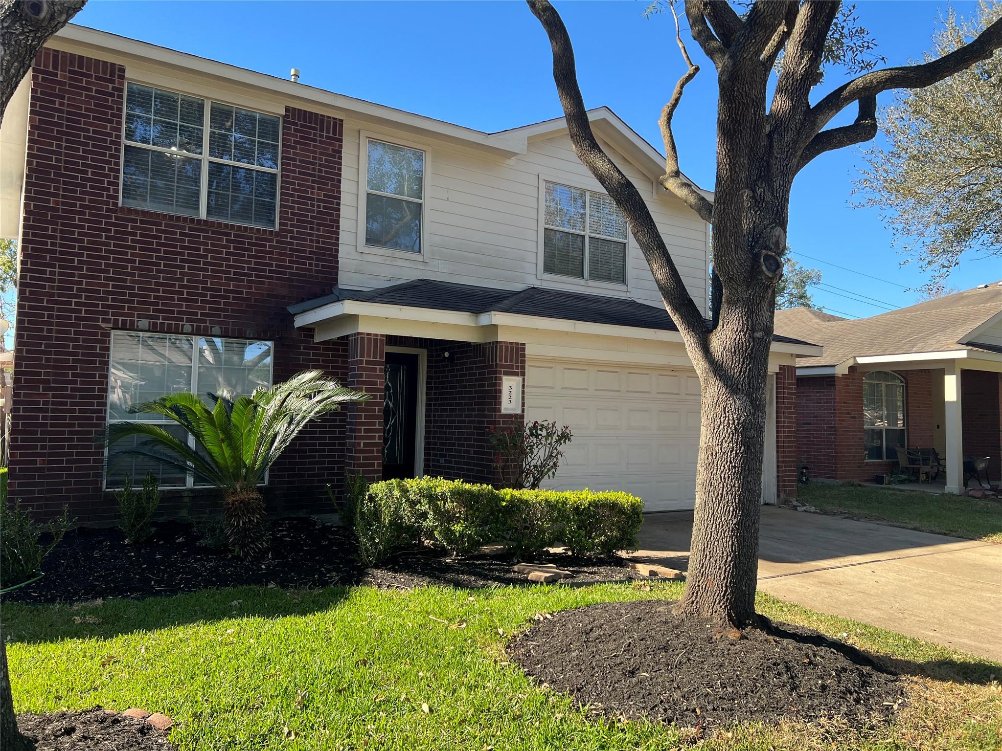 3223 Amber Meadow Drive