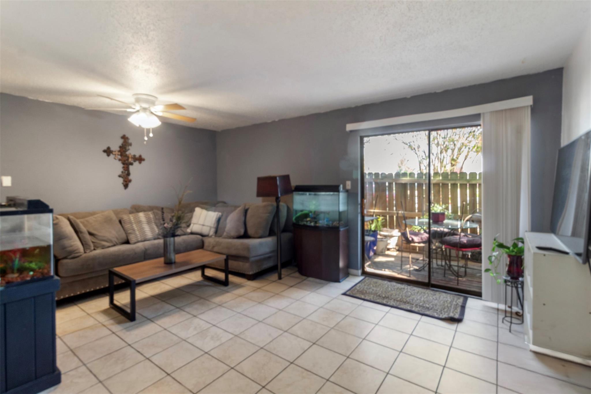 1808 Potomac Place A-D