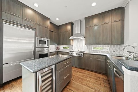 Tiny photo for 6514 Minola Street, Houston, TX 77007 (MLS # 8011267)