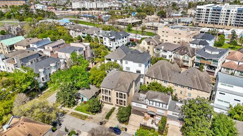 Tiny photo for 6514 Minola Street, Houston, TX 77007 (MLS # 8011267)