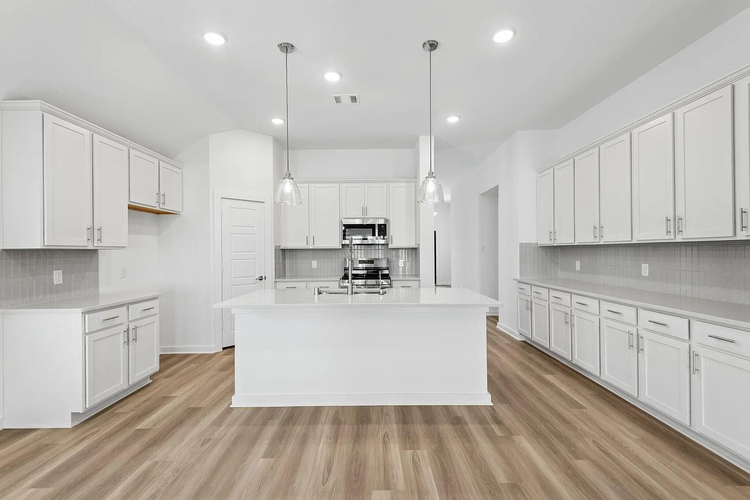 5823 Sunkissed Drive