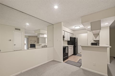 Tiny photo for 3919 Fairmont Parkway #240, Pasadena, TX 77504 (MLS # 13386745)