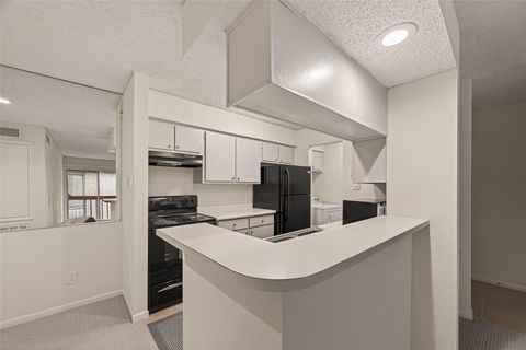 Tiny photo for 3919 Fairmont Parkway #240, Pasadena, TX 77504 (MLS # 13386745)