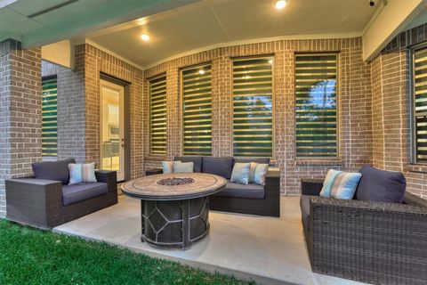 Tiny photo for 407 Tulip Tree Court, Conroe, TX 77318 (MLS # 40212821)