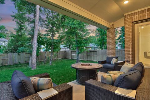 Tiny photo for 407 Tulip Tree Court, Conroe, TX 77318 (MLS # 40212821)