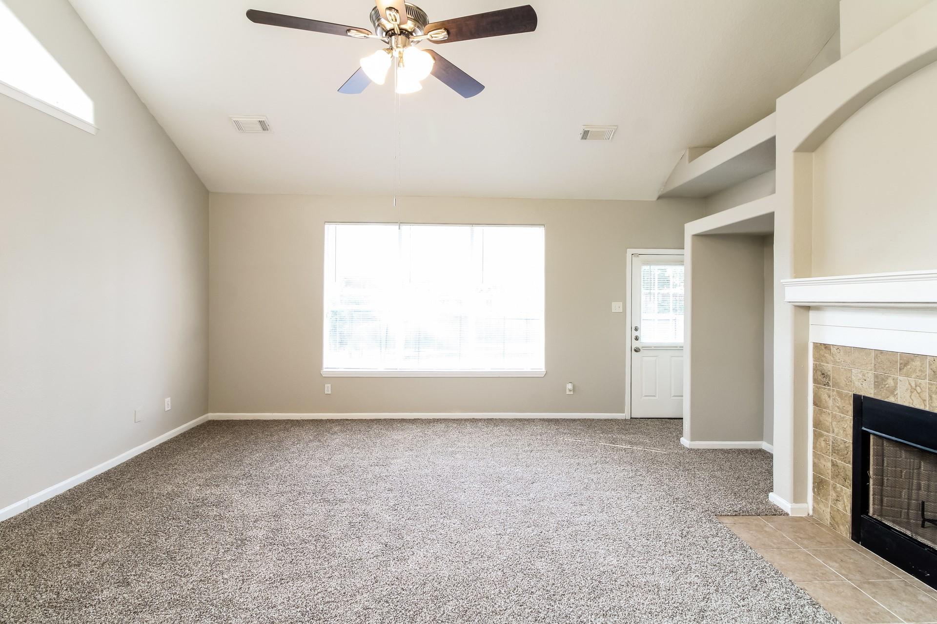 19911 Black Canyon Drive