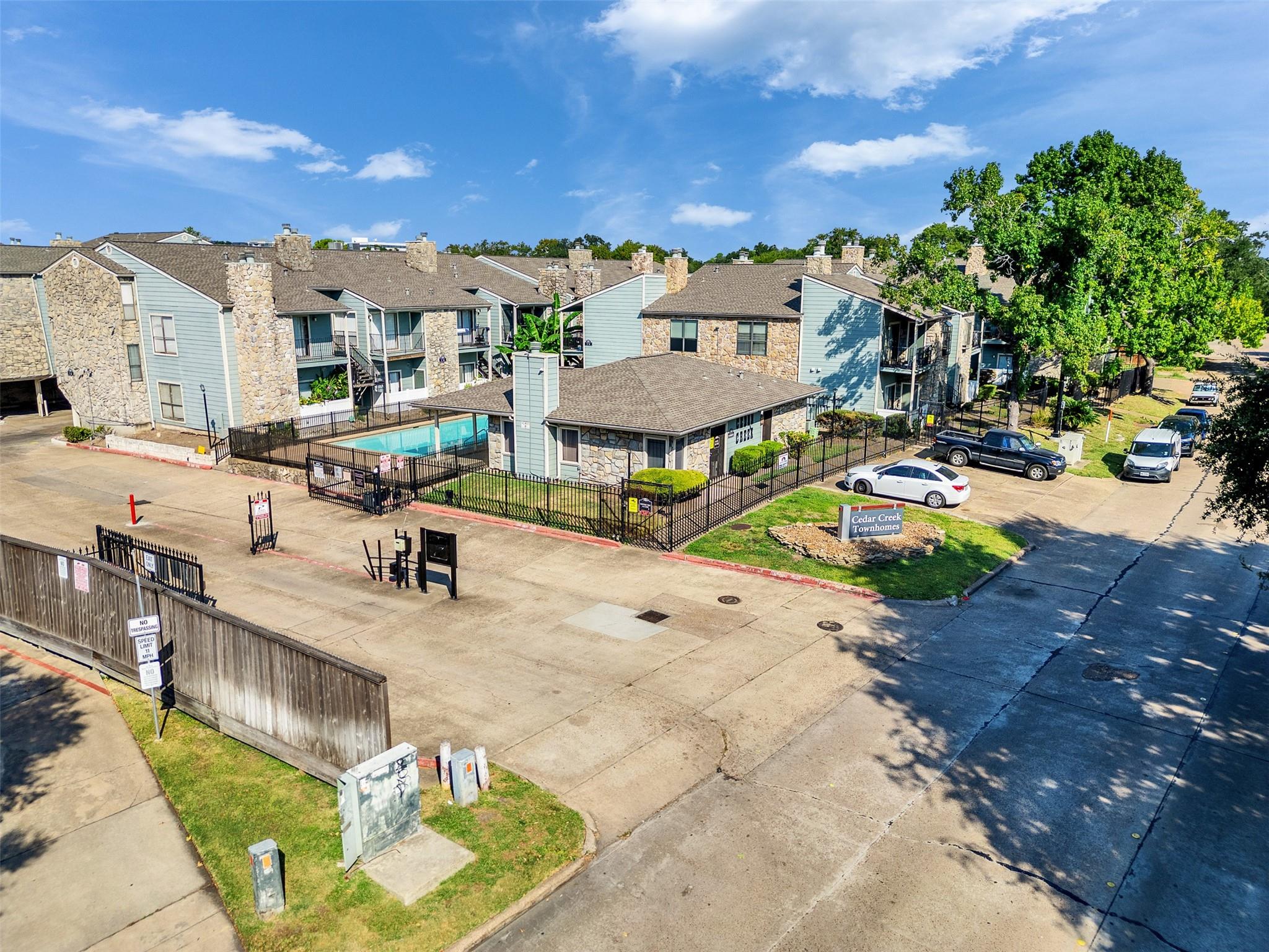 3764 Tanglewilde Street 7