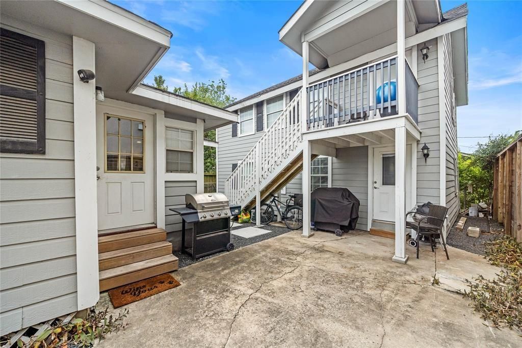 Photo of 813 Alexander Street #1, Houston, TX 77007 (MLS # 55726260)