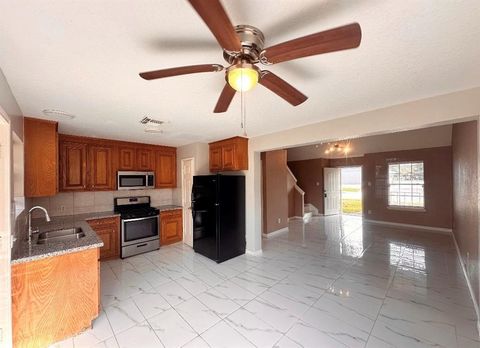 Tiny photo for 222 Henrietta Street, Webster, TX 77598 (MLS # 56170638)