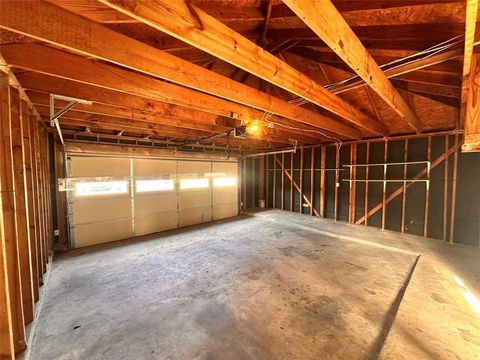 Tiny photo for 222 Henrietta Street, Webster, TX 77598 (MLS # 56170638)