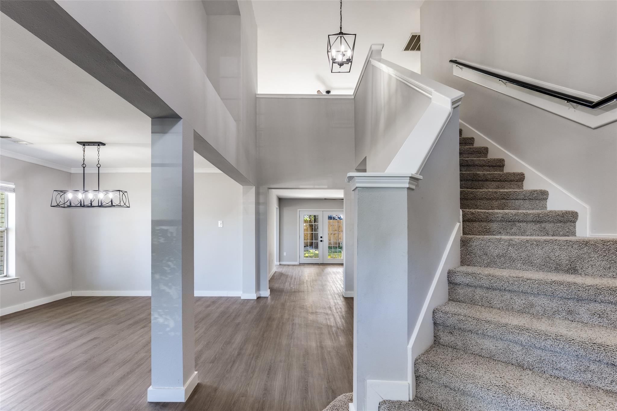 2103 Laurel Arbor Drive