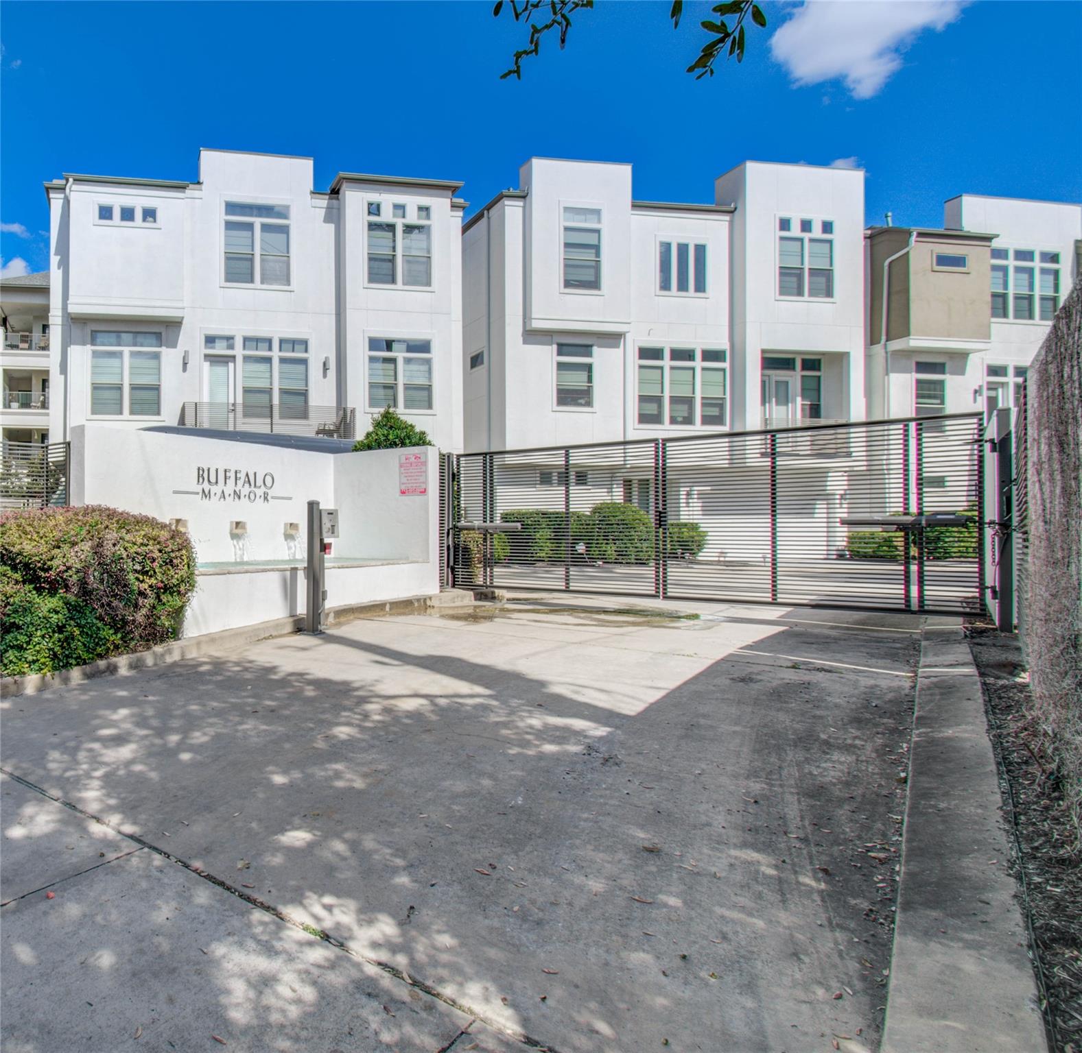 3104 Mitchell Landing Court