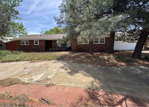 Photo of 104 E 19th Street, Littlefield, TX 79339 (MLS # 94963824) Photo of 104 E 19th Street, Littlefield, TX 79339 (MLS # 94963824)