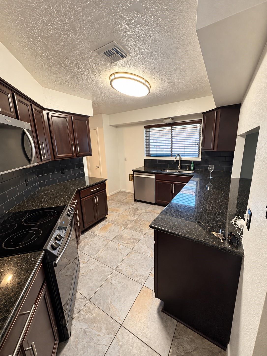9811 Rocky Hollow Road