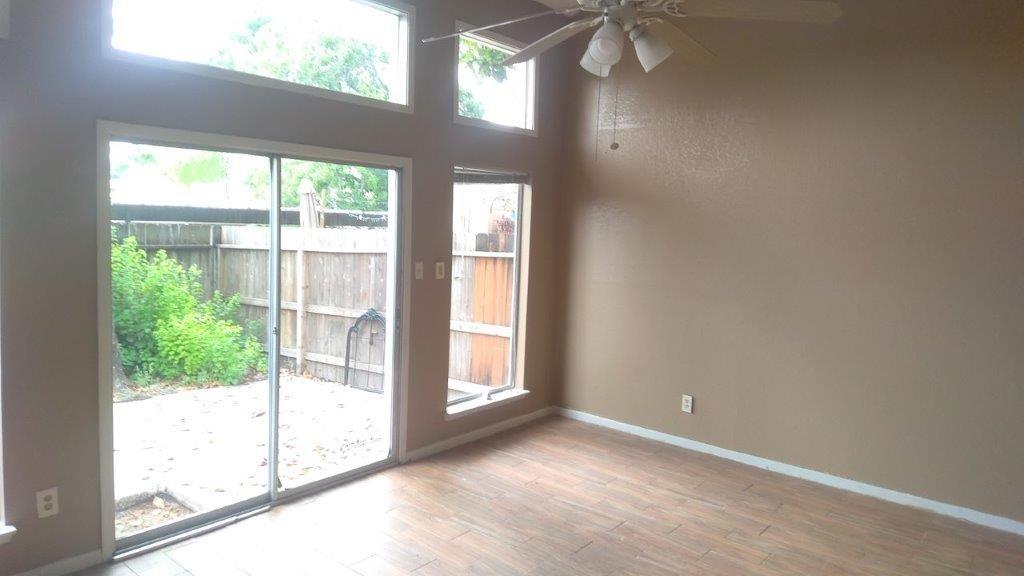 2429 Miramar Court 2429