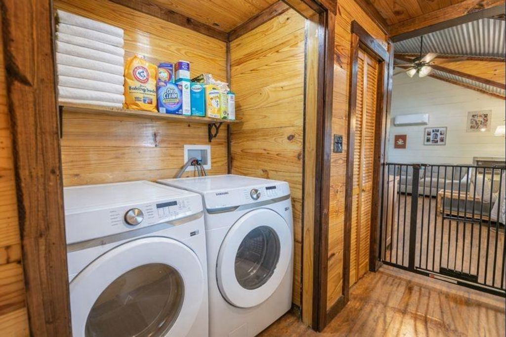 Photo of 2726 Remmert Rd, Bellville, TX 77418 (MLS # 18643776)