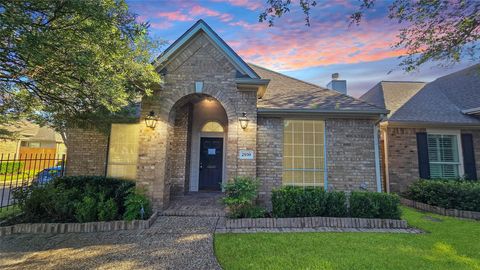 Photo of 2939 Rosefield Drive, Houston, TX 77080 (MLS # 82159256)