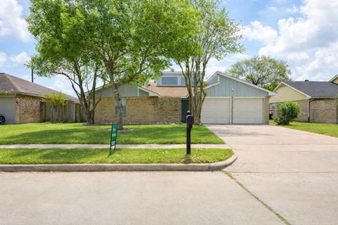 Photo of 15923 Boulder Oaks Drive, Houston, TX 77084 (MLS # 44151762)