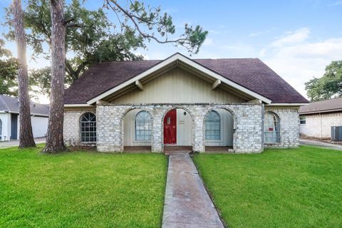 Photo of 10511 Sagepine Lane, Houston, TX 77089 (MLS # 9162297)