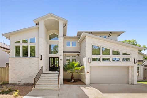 Photo of 2215 Macarthur Street, Houston, TX 77030 (MLS # 50920212)