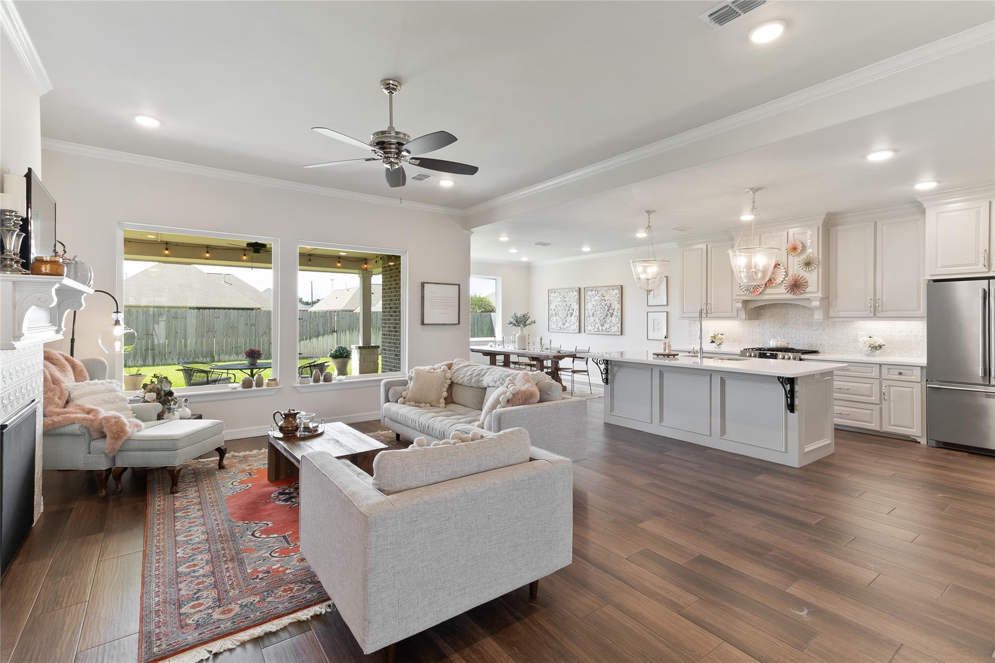 111 Sundrop Lane
