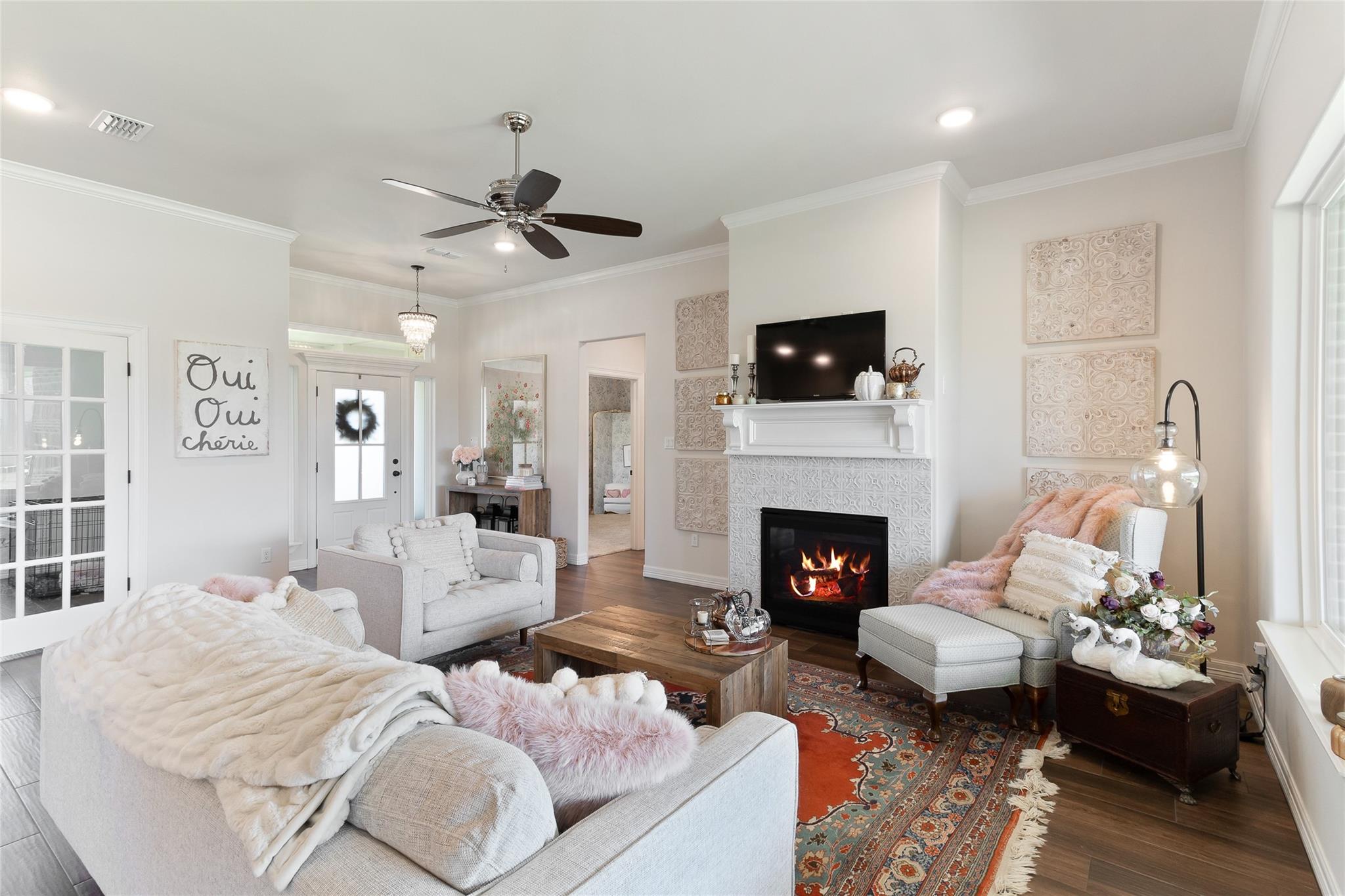 111 Sundrop Lane
