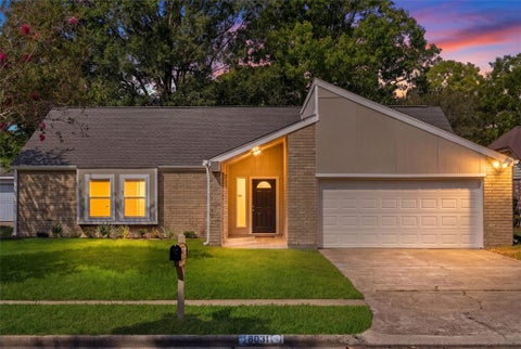 Photo of 8031 Zimmermann Drive, Houston, TX 77088 (MLS # 67235853)