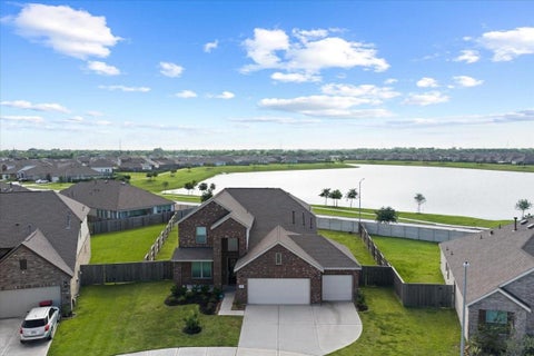 Homes For Sale - 4403 Aspen Colony Lane<br/> Baytown, TX 77521