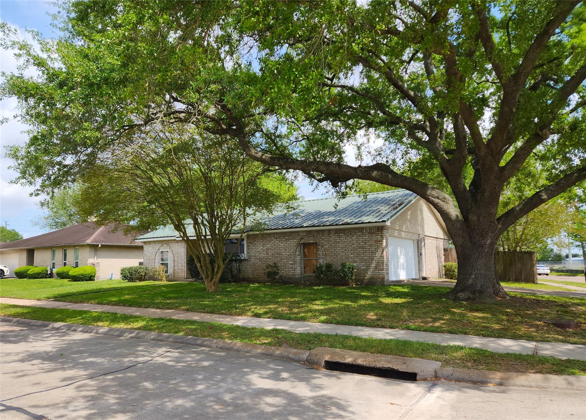 3315 Ashwyne Court